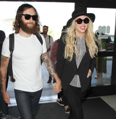 kesha boyfriend kesha boyfriend