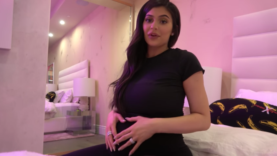 Kylie jenner picture baby girl