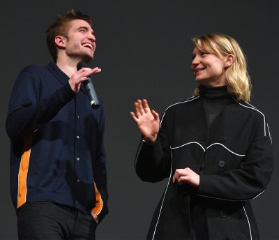 robert pattinson mia wasikowska getty images robert pattinson mia wasikowska getty images
