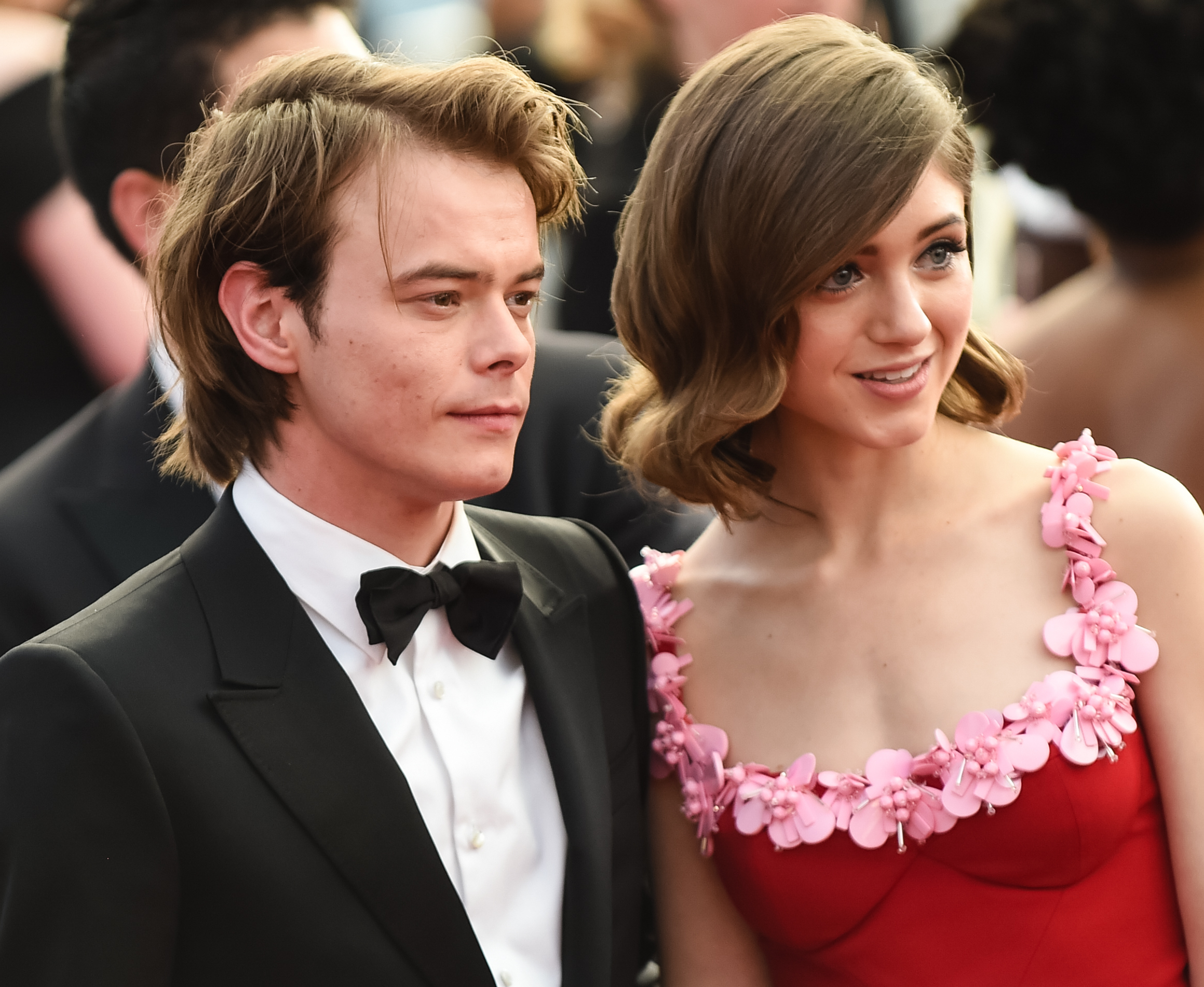 natalia dyer charlie heaton getty images