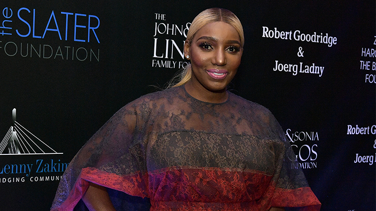 Nene leakes stand up incident