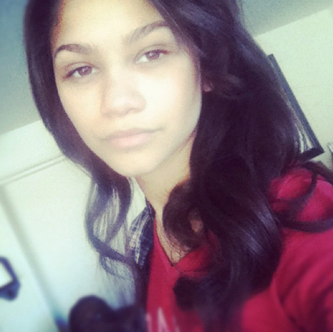 zendaya no makeup