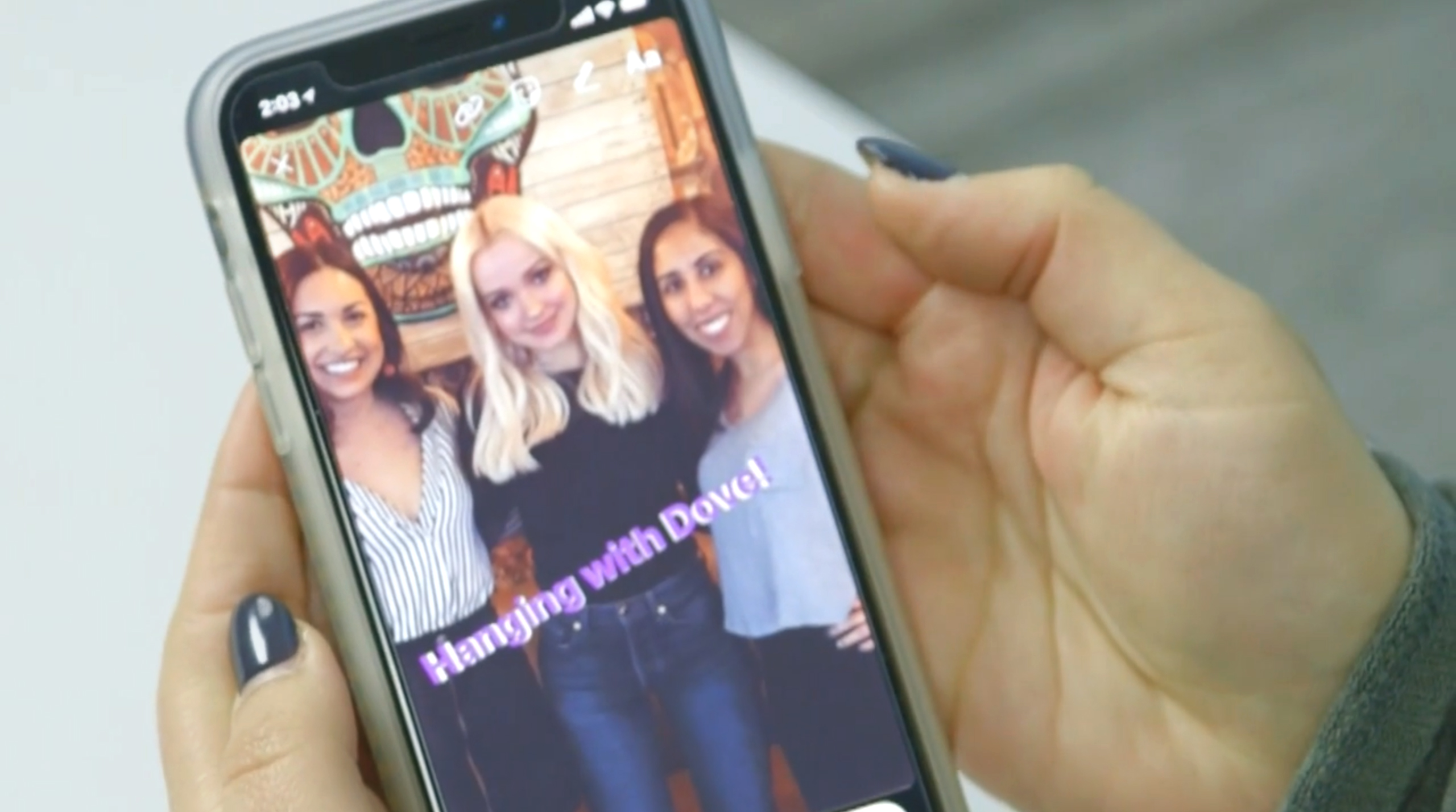 instagram story drop shadow text