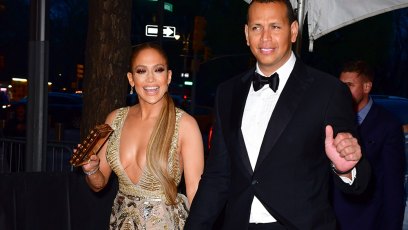 Jennifer lopez alex rodriguez engaged