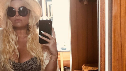 Jessica simpson bikini pic