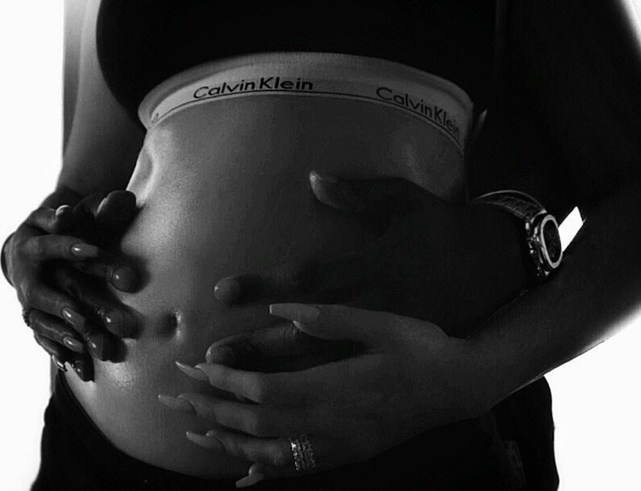 Khloe Kardashian Baby Bump Pics: See the Star's Belly On Display