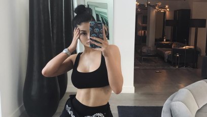 Kylie Jenner Snaps Mirror Selfie
