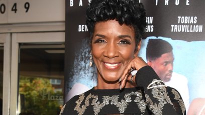 Momma dee plastic surgery