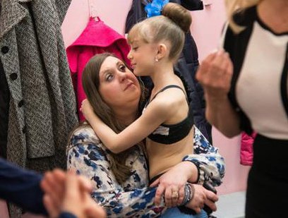 Sarah hunt christy hunt abby lee miller dance moms cancer