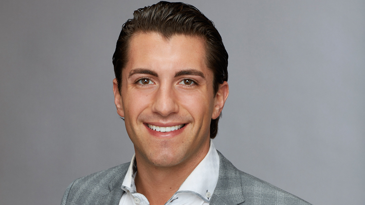 Does jason get a hometown date