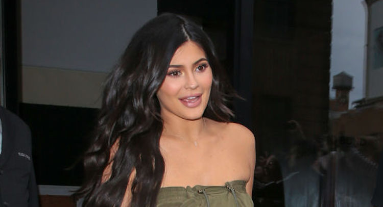 Kylie jenner big ang plastic surgery photos