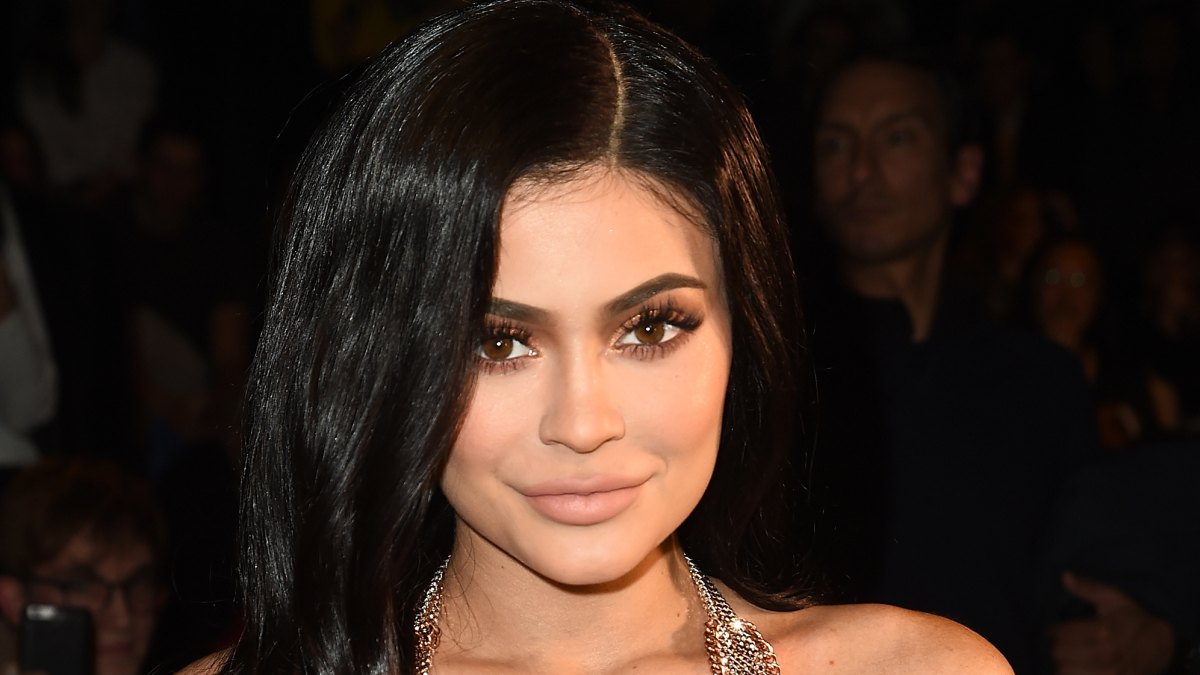 Kylie jenner motherhood stormi kim kardashian interview