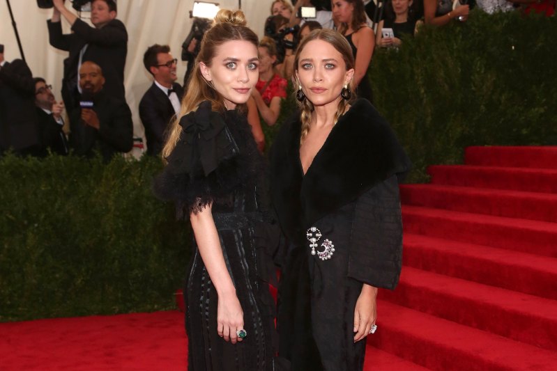 Mary kate and ashley olsen robes