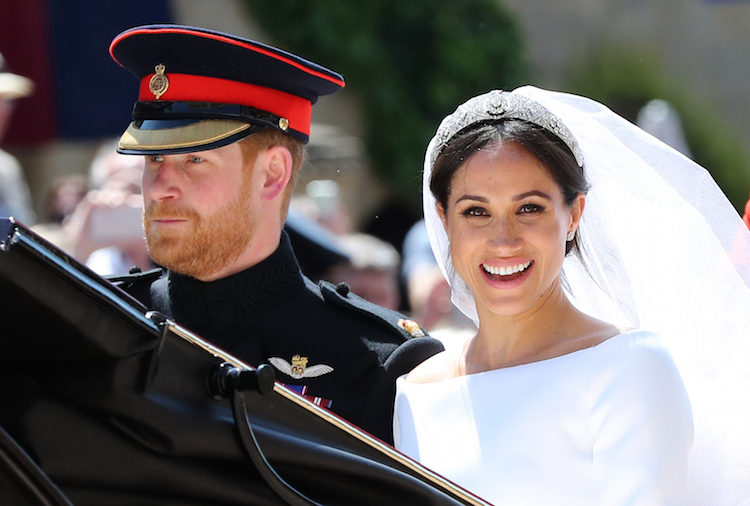 Meghan markle prince harry first kiss royal wedding