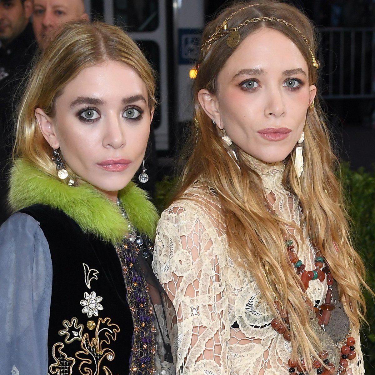 Olsen Twins Look Alike Porn - Olsen Twins: Weird, Odd Moments From Mary-Kate and Ashley