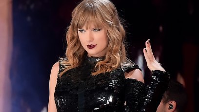 Taylor swift shower