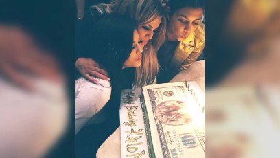 Kylie Jenner Gushes Over Khloe Kardashian in Birthday Speech
