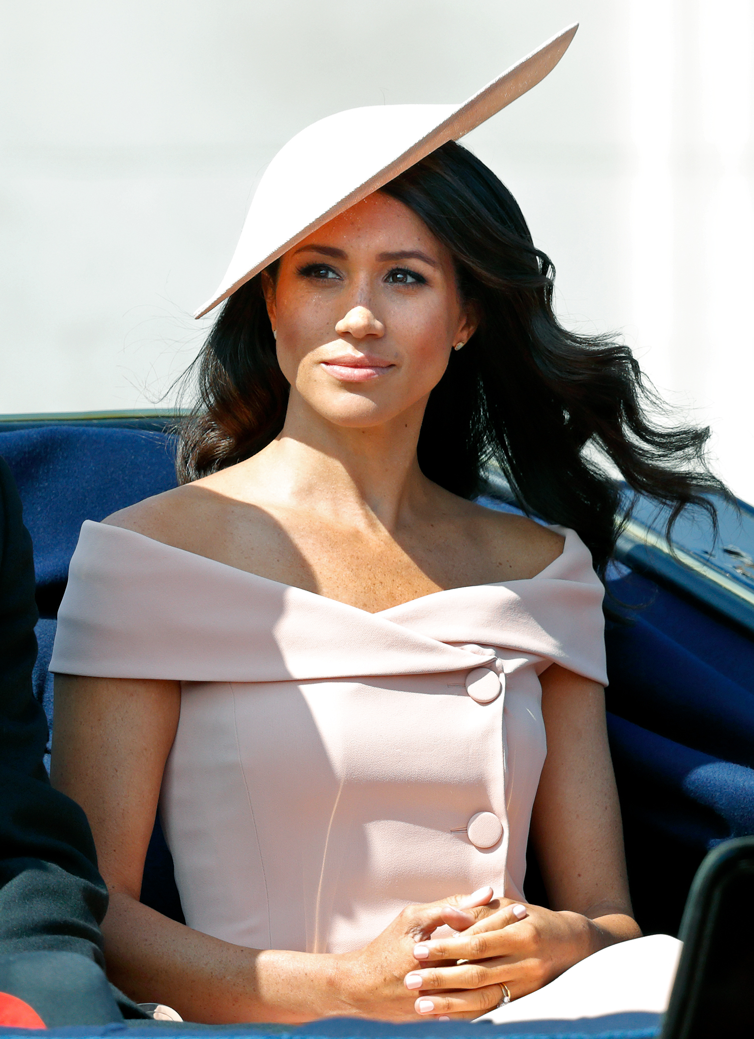 meghan markle shoulders getty images