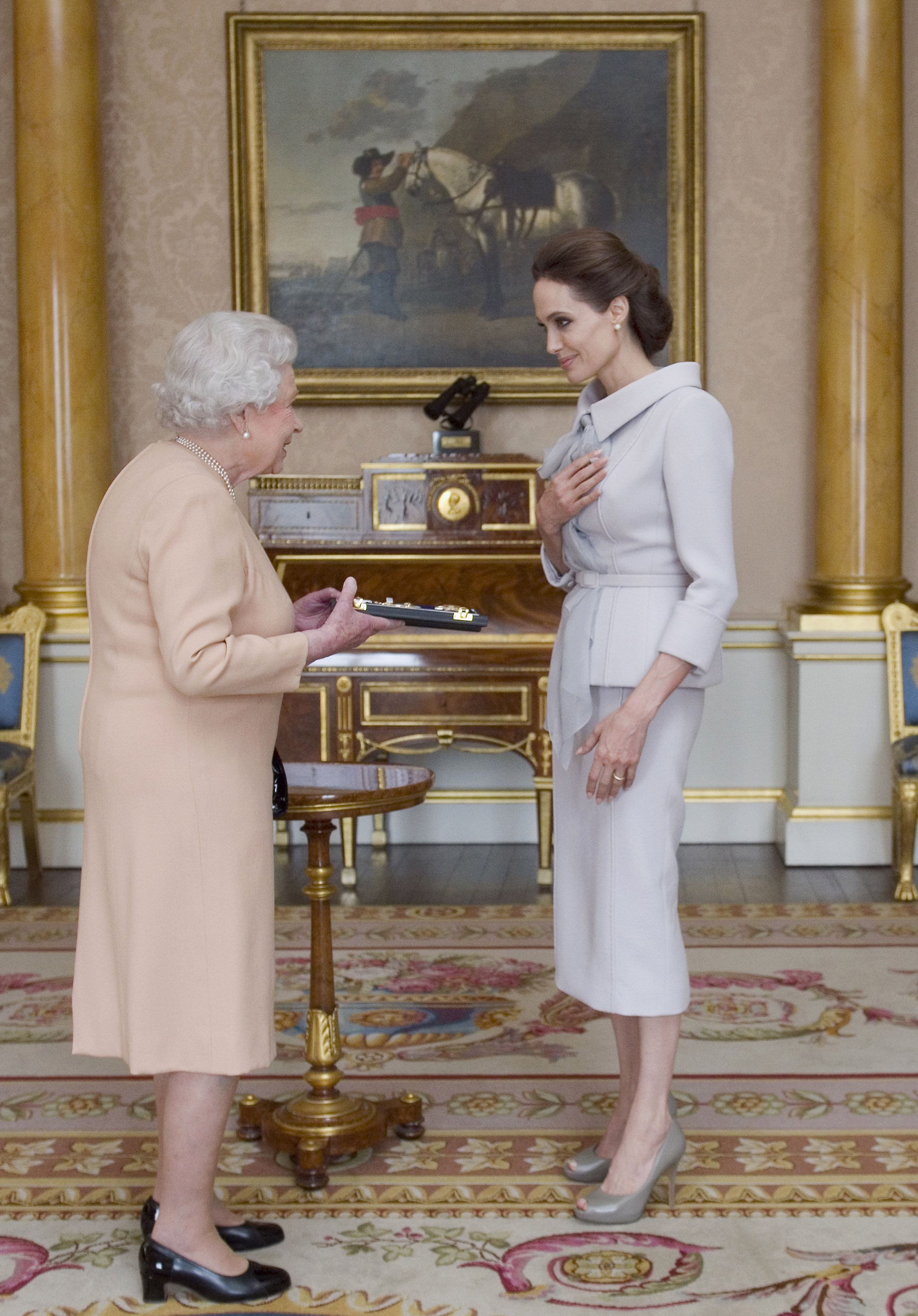 angelina queen