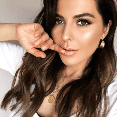 Sona gasparian selfie