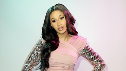 Cardi b baby kicking video