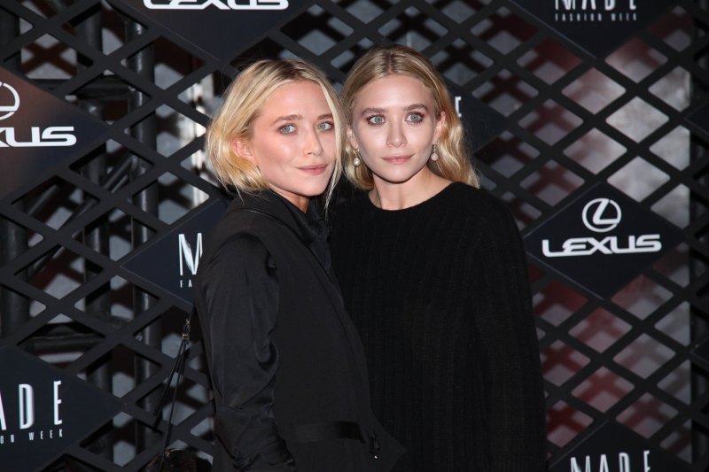 Mary kate ashley look alike