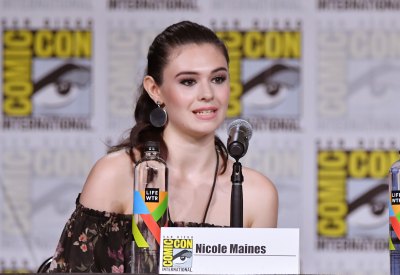 melissa-benoist-nicole-maines