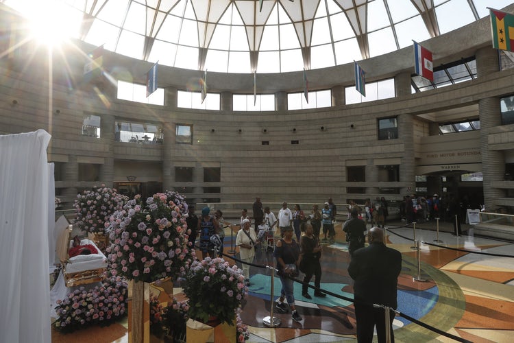 Aretha franklin funeral 8