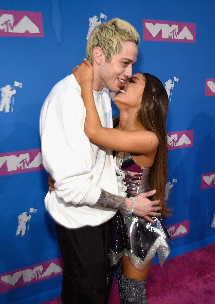 ariana pete vmas
