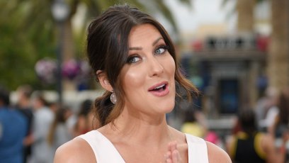 Becca pulls an arie