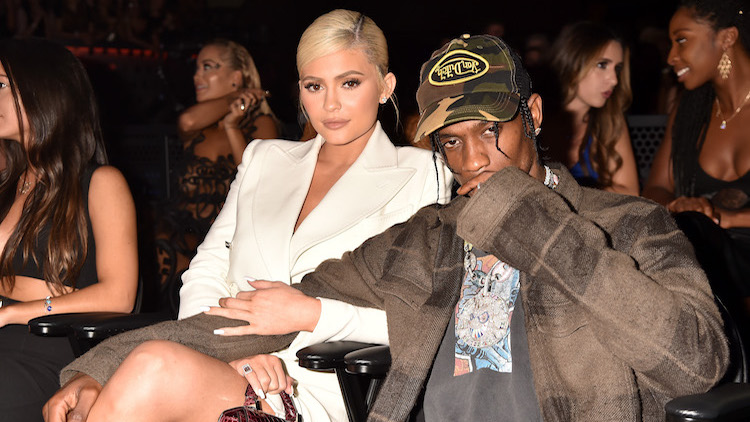 kylie-jenner-miserable-travis-scott-vma-performance