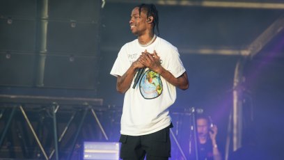 Travis scott transphobic apology