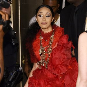 Cardi b nicki minaj fight joke knot