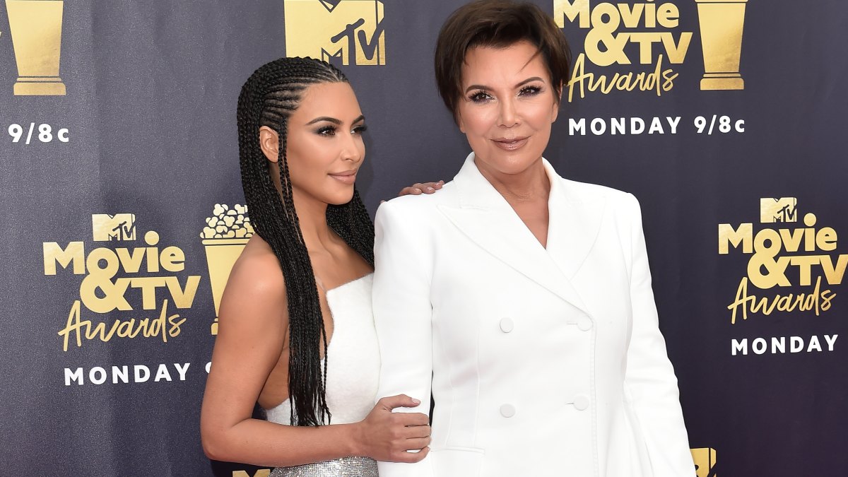 Kris jenner burns kim kardashian instagram comment