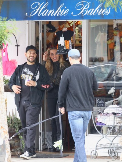 miley-cyrus-baby-store