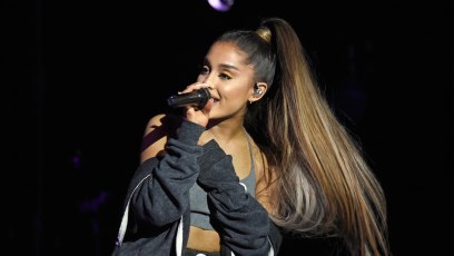 Ariana Grande Thanks Fans