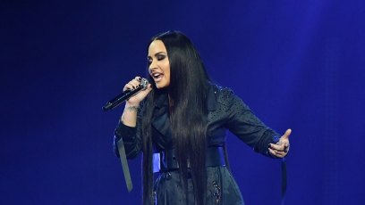Demi Lovato singing