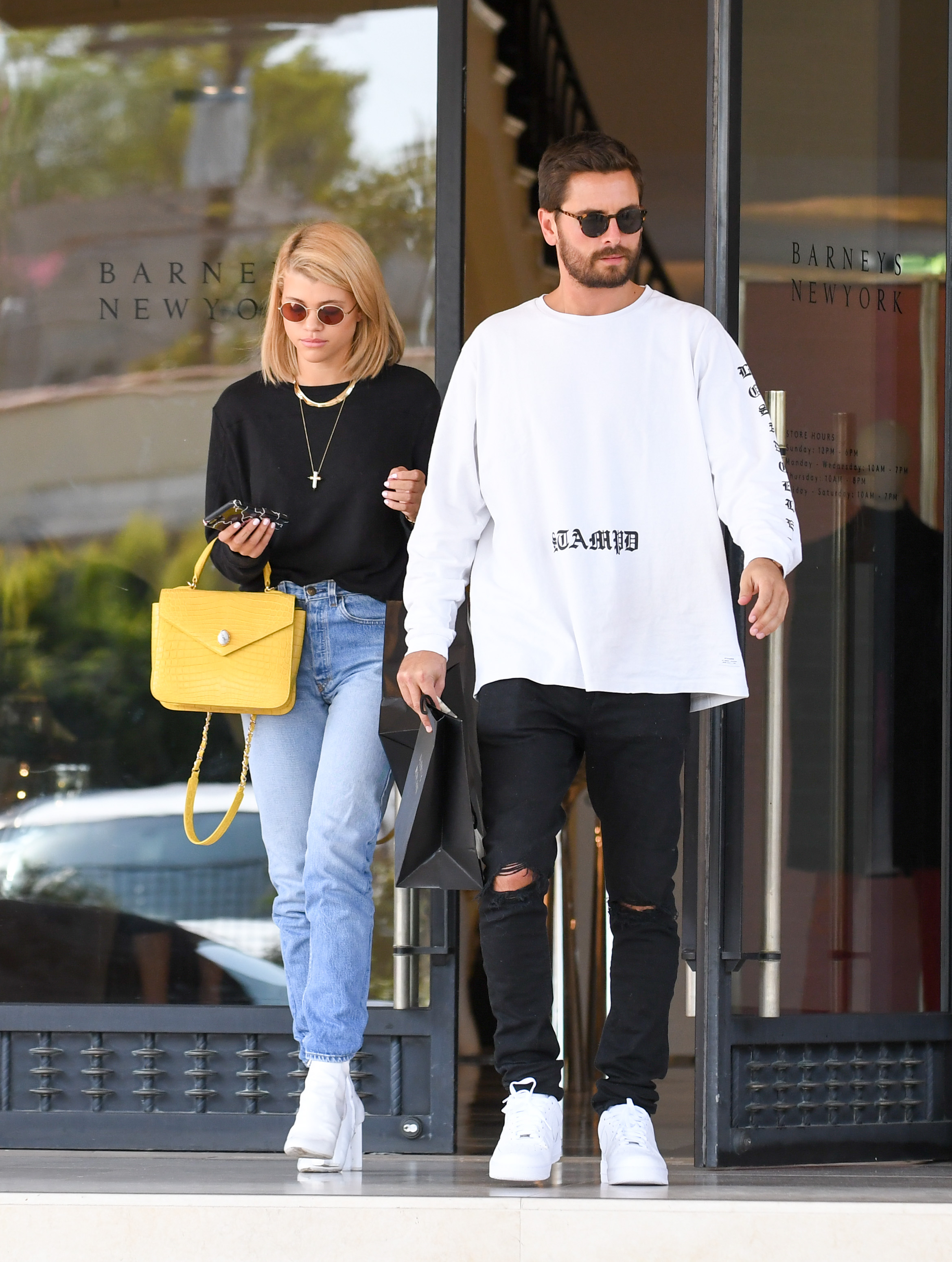 Scott-Disick-Sofia-Richie-Walking-LA-2017