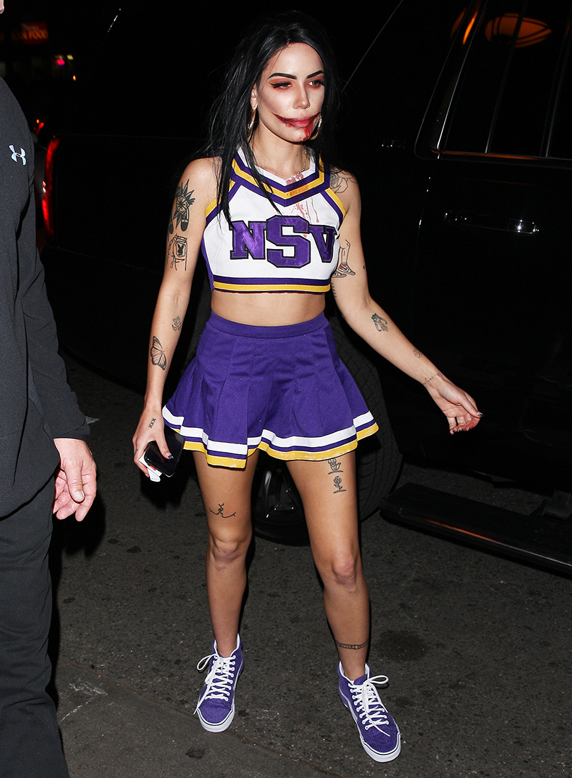 Halsey cheer leader Delilah club Hallo