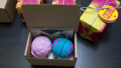 Lush shower bombs
