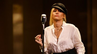 Miley Cyrus on stage