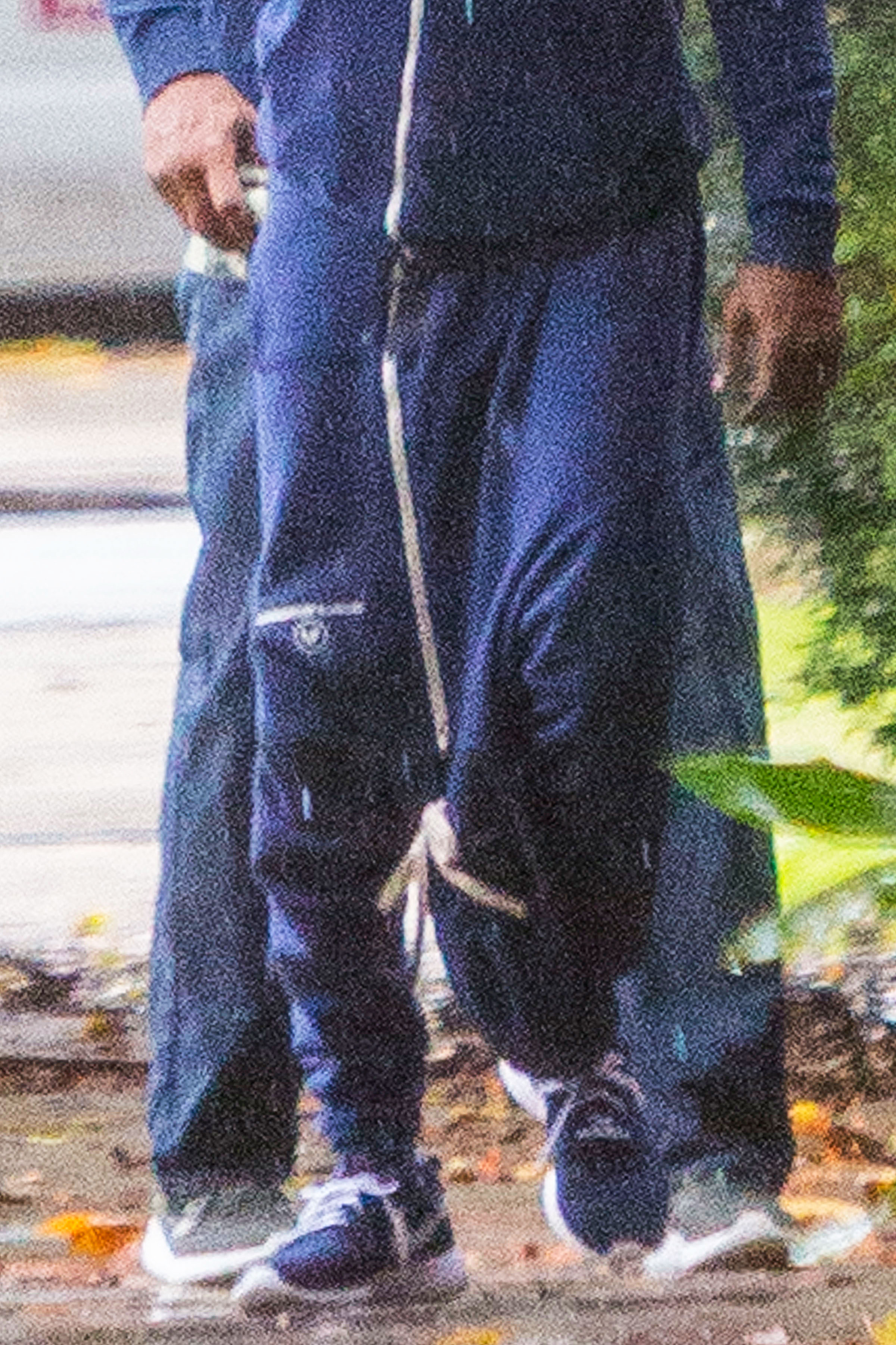 Um, Can Anybody Explain What's Happening With Jamie Foxx's Weird Sweatshirt Pants?