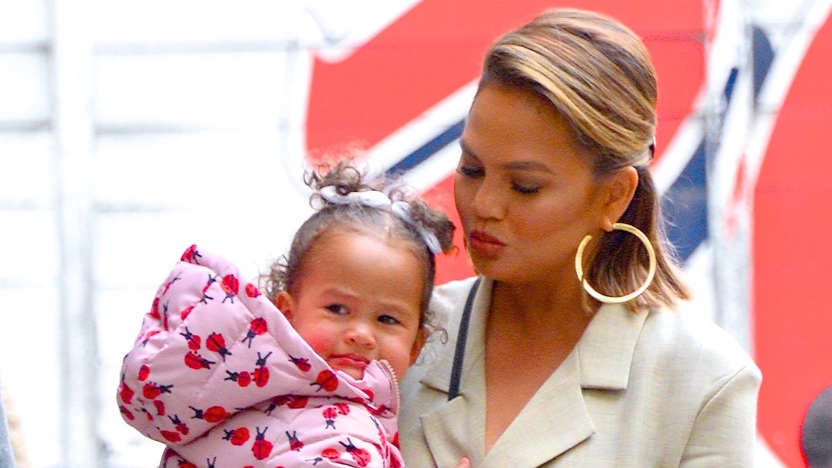 Chrissy Teigen with daughter Luna