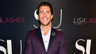 Jason Tartick backlash on Instagram for telling women to put their boobs and butts away on Instagram