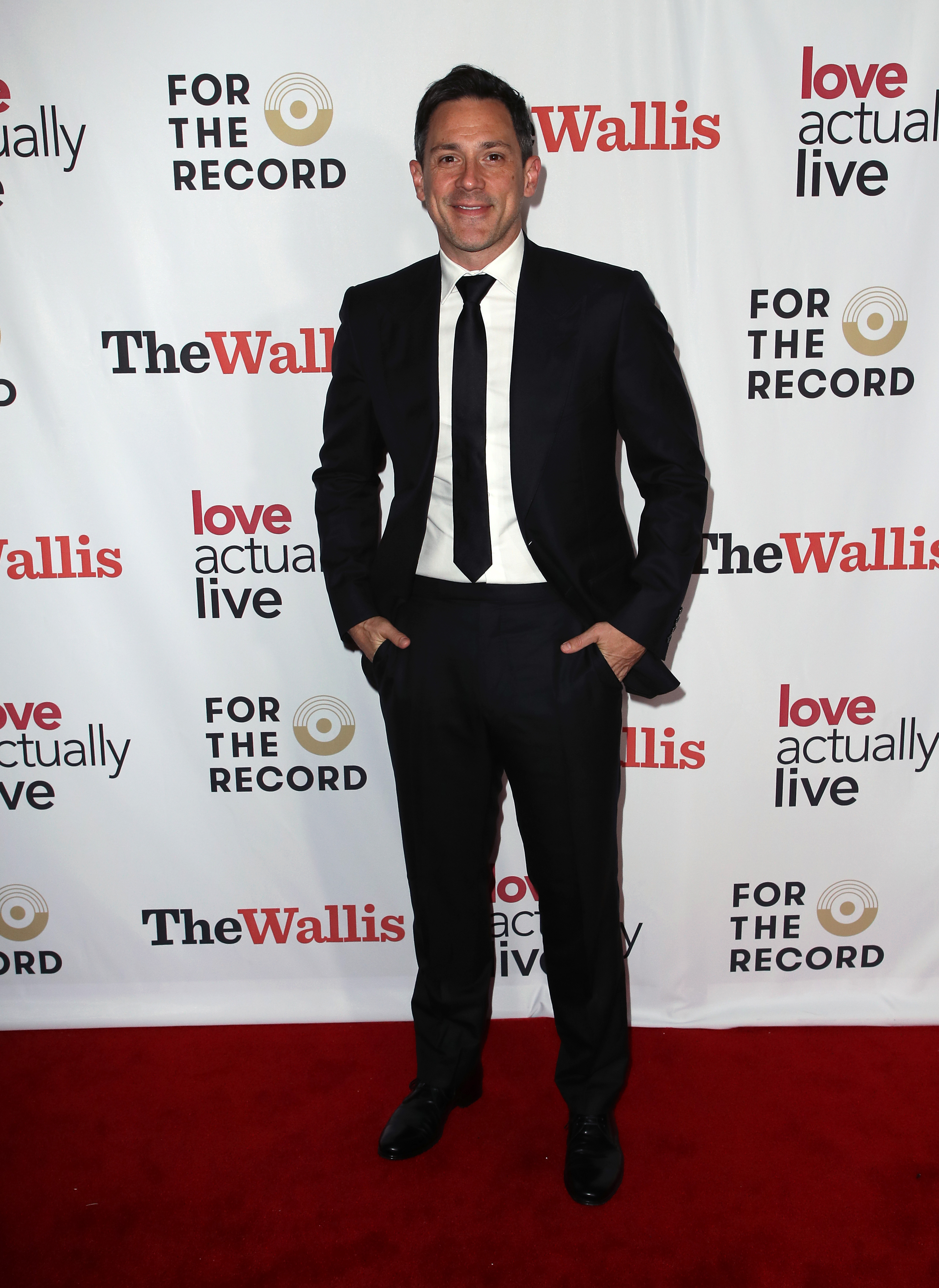 Steve Kazee, Tuxedo, Red Carpet, Posing