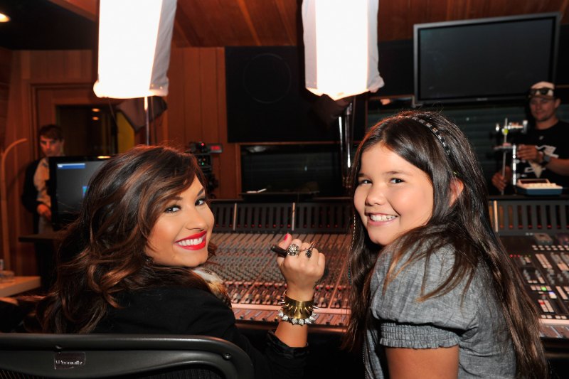 Demi Lovato and her sister Madison De La Garza 2011