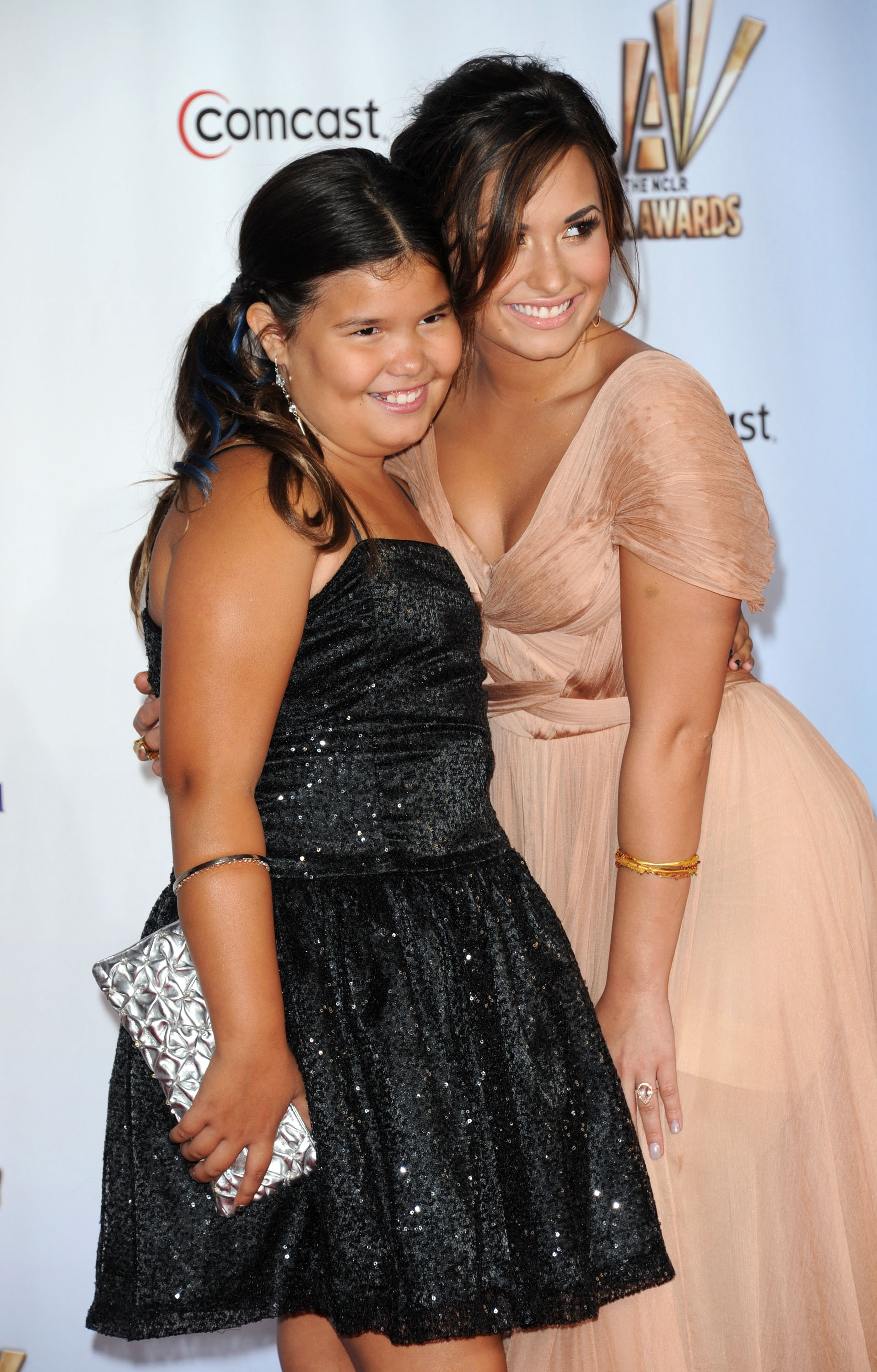 Demi Lovato and her sister Madison De La Garza 2011