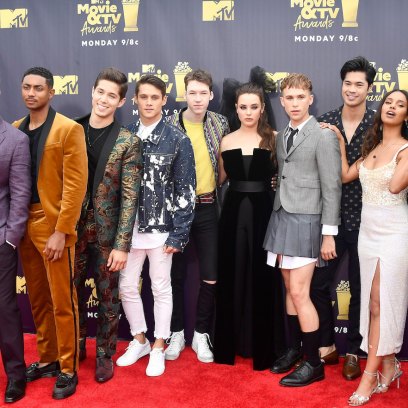 13 Reasons Why cast all together on a red carpet