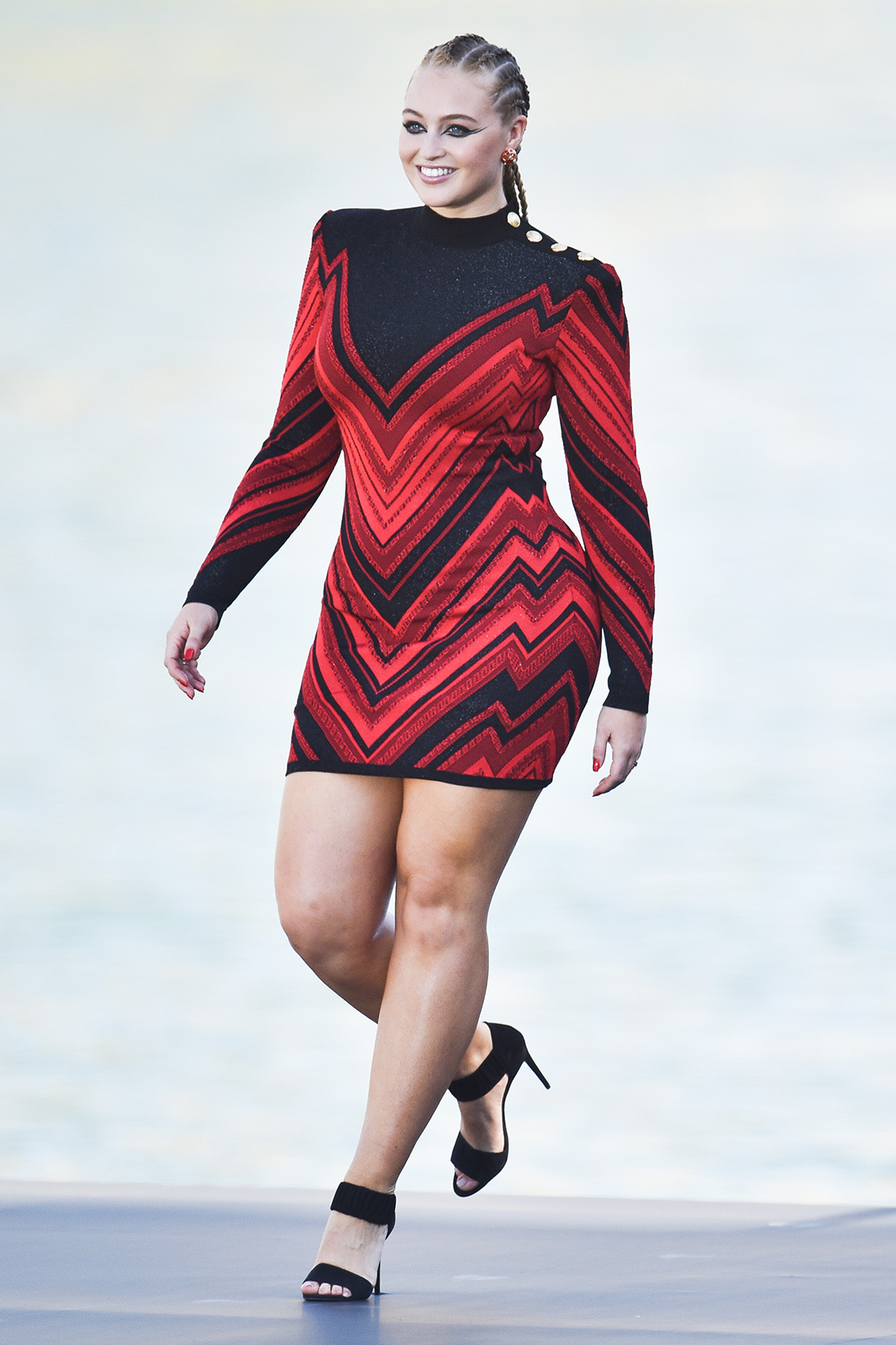 Iskra Lawrence's Best Outfits