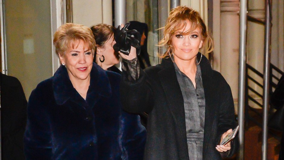 Jennifer Lopez steps out with her mom in NYC